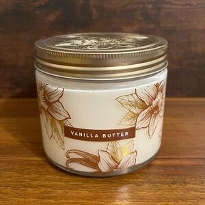Bellevue Vanilla Butter 12oz Luxury Candle NEW